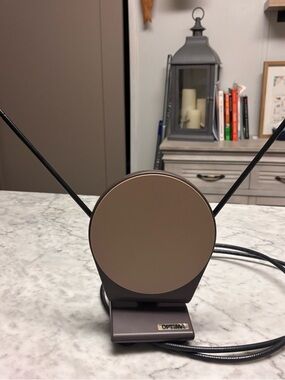OPTIMA Brown Indoor HDTV Antenna - Brown